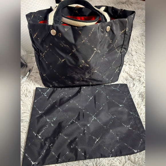 Chanel Vintage Black & Red Travel Line Tote ✨️ (EUC)(SEE ALL PICS)(DUST BAG) - Picture 1 of 12